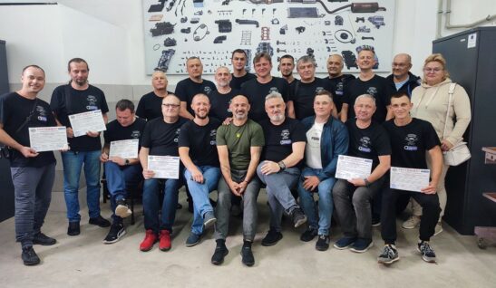 Вітаємо всіх випускників безкоштовних курсів автодіагностики, які успішно завершили навчання у липні