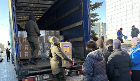 Допомогти та підтримати: як волонтери підтримують херсонців