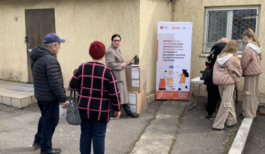 Спільними зусиллями: Благодійний фонд «ССС» разом з CARE роздали гуманітарну допомогу