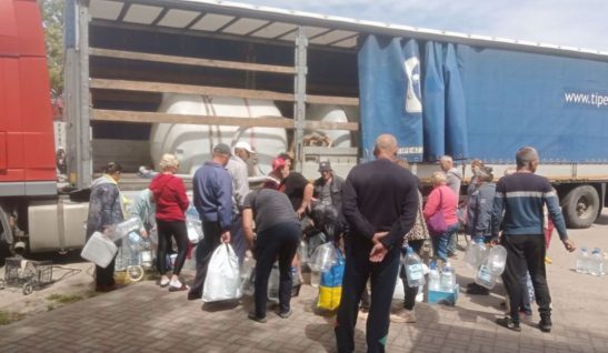 «Вода, яку ви привозите, дуже нам потрібна»