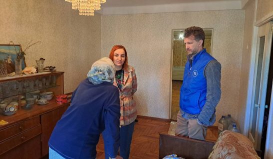 Продовжуємо допомагати долати наслідки обстрілів мешканцям Запоріжжя