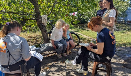 Малі кроки — великі зміни: як підтримка допомагає людям відновлювати власне житло